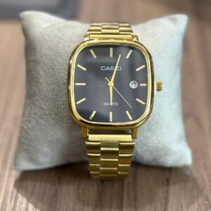 Relógio Casio Vintage Dourado com Fundo Preto – Clássico e Sofisticado